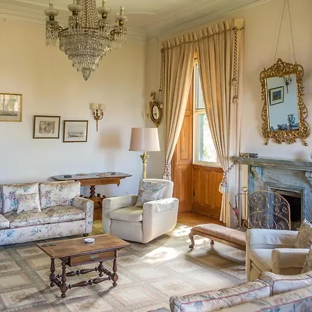 Chateau Sleeps 17 With Pool And Wifi * Nossa Senhora do Monte