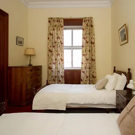 Holiday home Chateau Sleeps 17 With Pool And Wifi